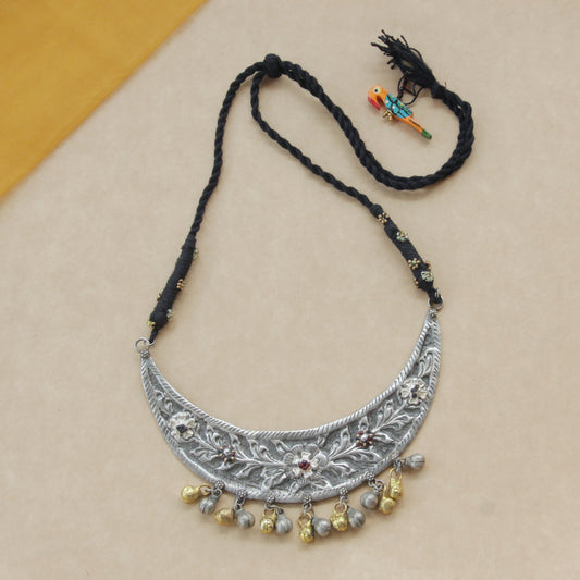 Classic Harmony Silver Thread Necklace