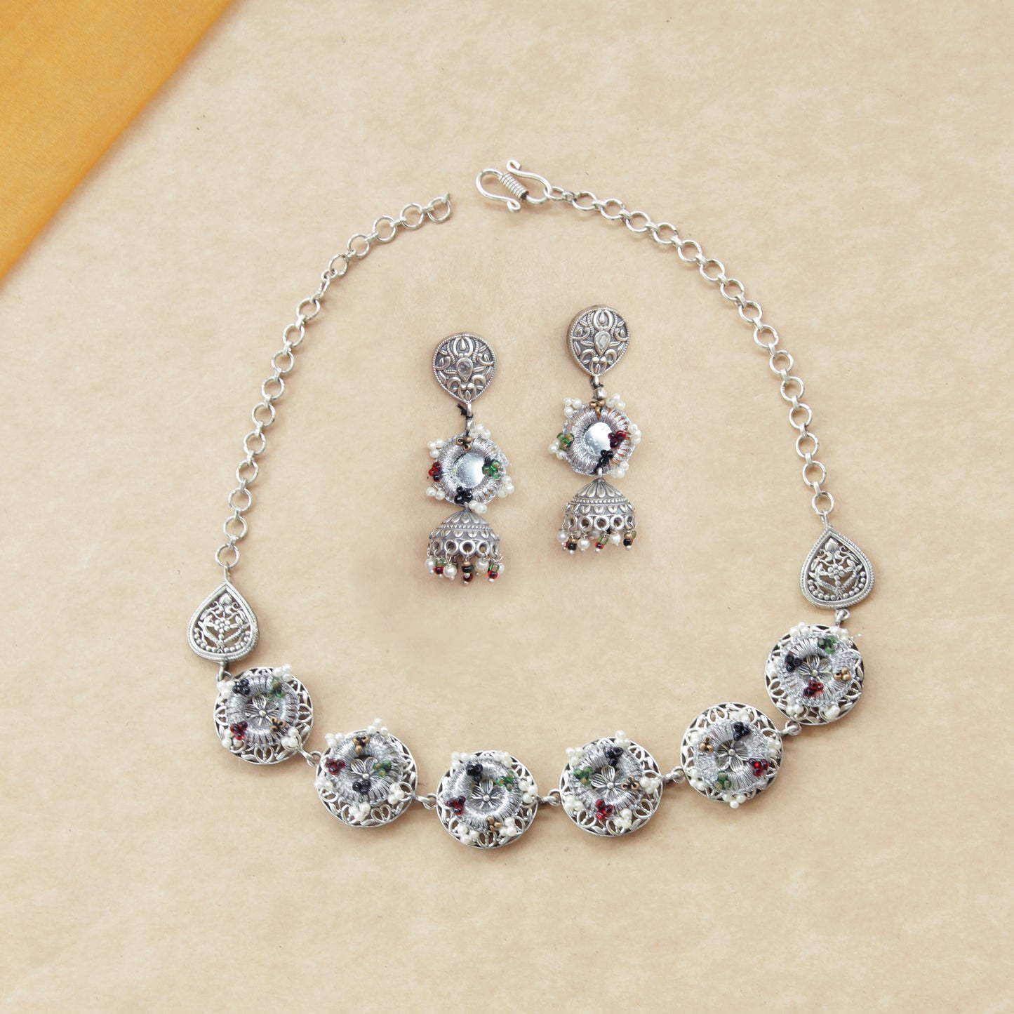 Vintage Flair Thread Jewellery