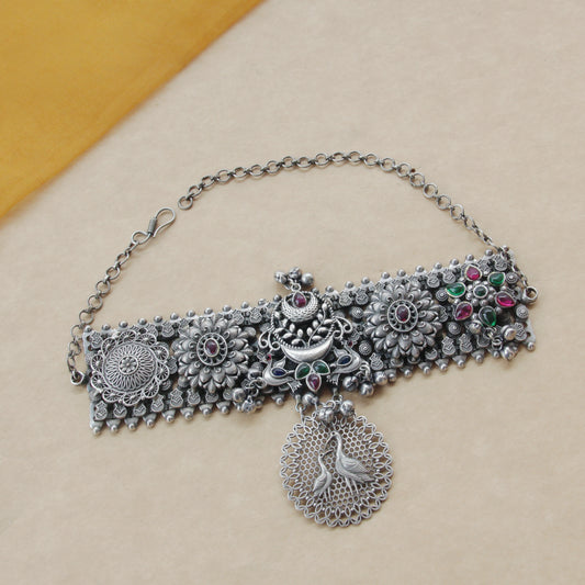 Classic Harmony Silver Thread Necklace