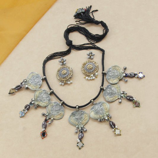 Classic Harmony Silver Thread Necklace