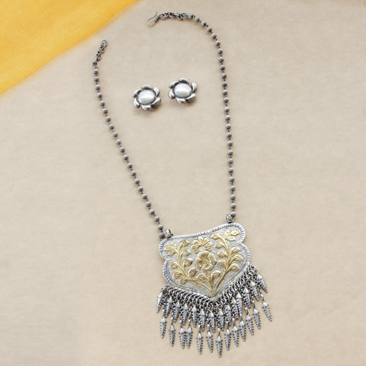 Tribal Spirit Thread Necklace