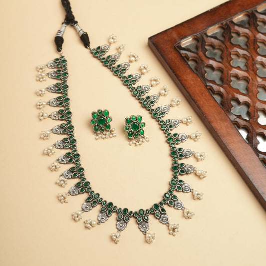 Floral Green stone long Necklace Set with pearls