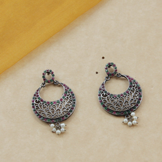 Elegant Filigree hoop Earrings