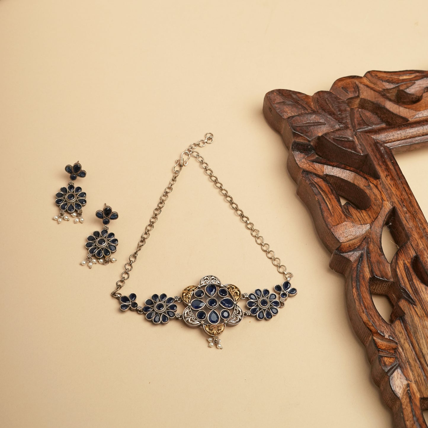 German silver Brass dual-tone Blue chokar set perfect for Navratri