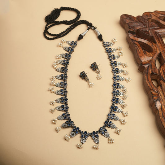Floral blue stone long Necklace Set with pearls