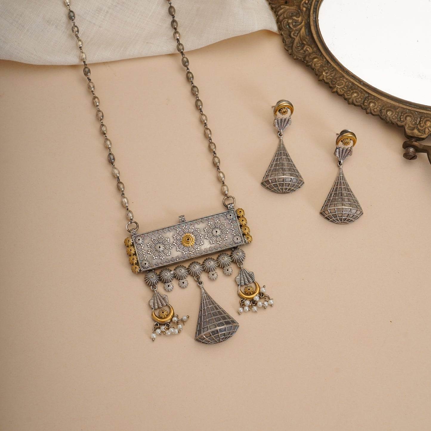 Metal Long pendent Set