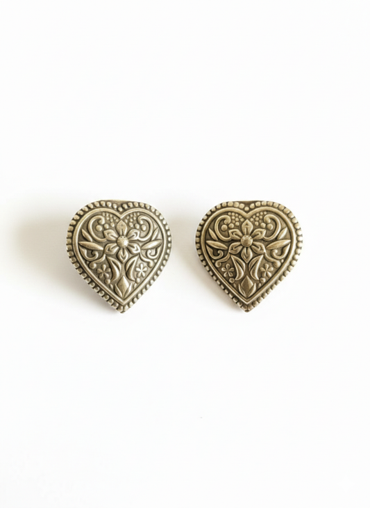 Heart Motif Studs-466