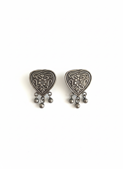 Heart Textured Metal Studs-476