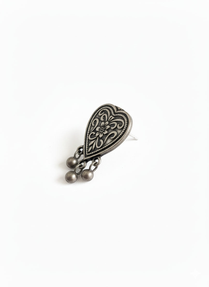 Heart Textured Metal Studs-476