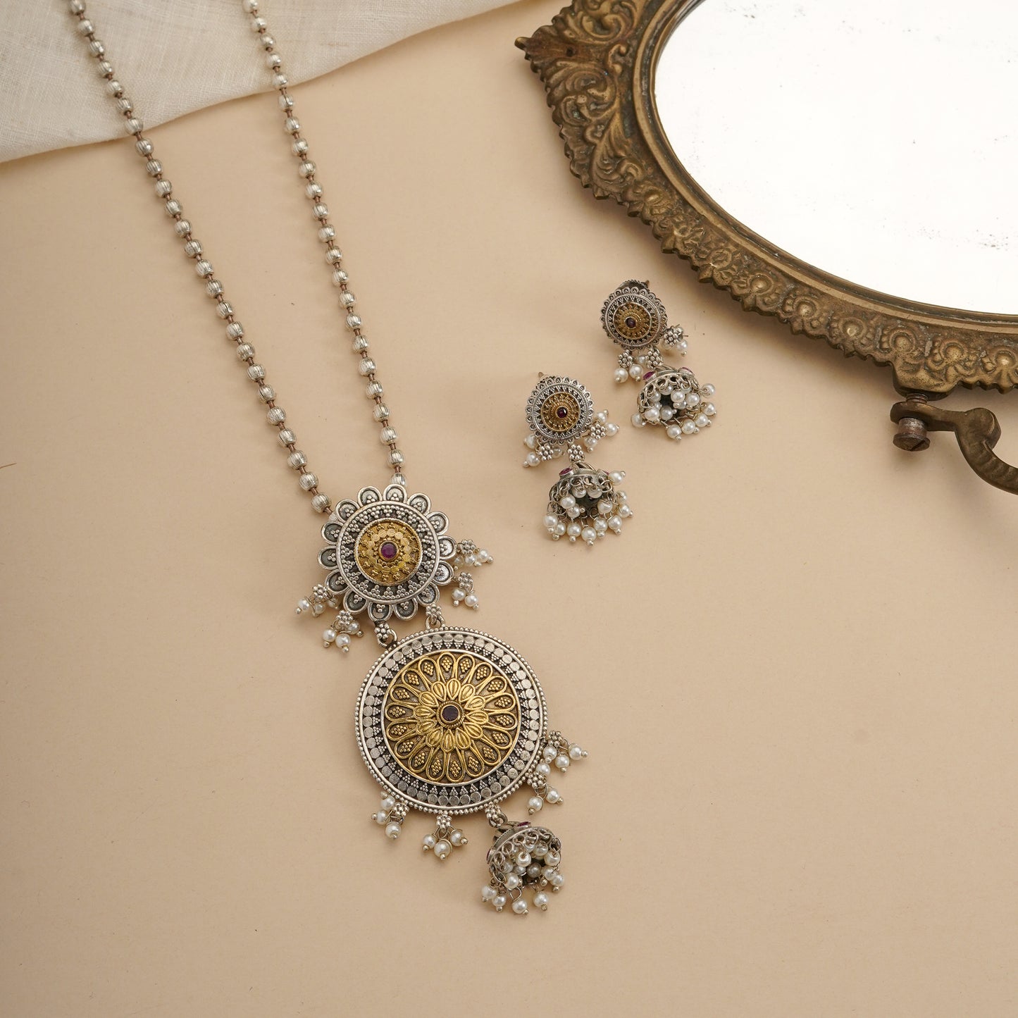 Metal Long pendent Set