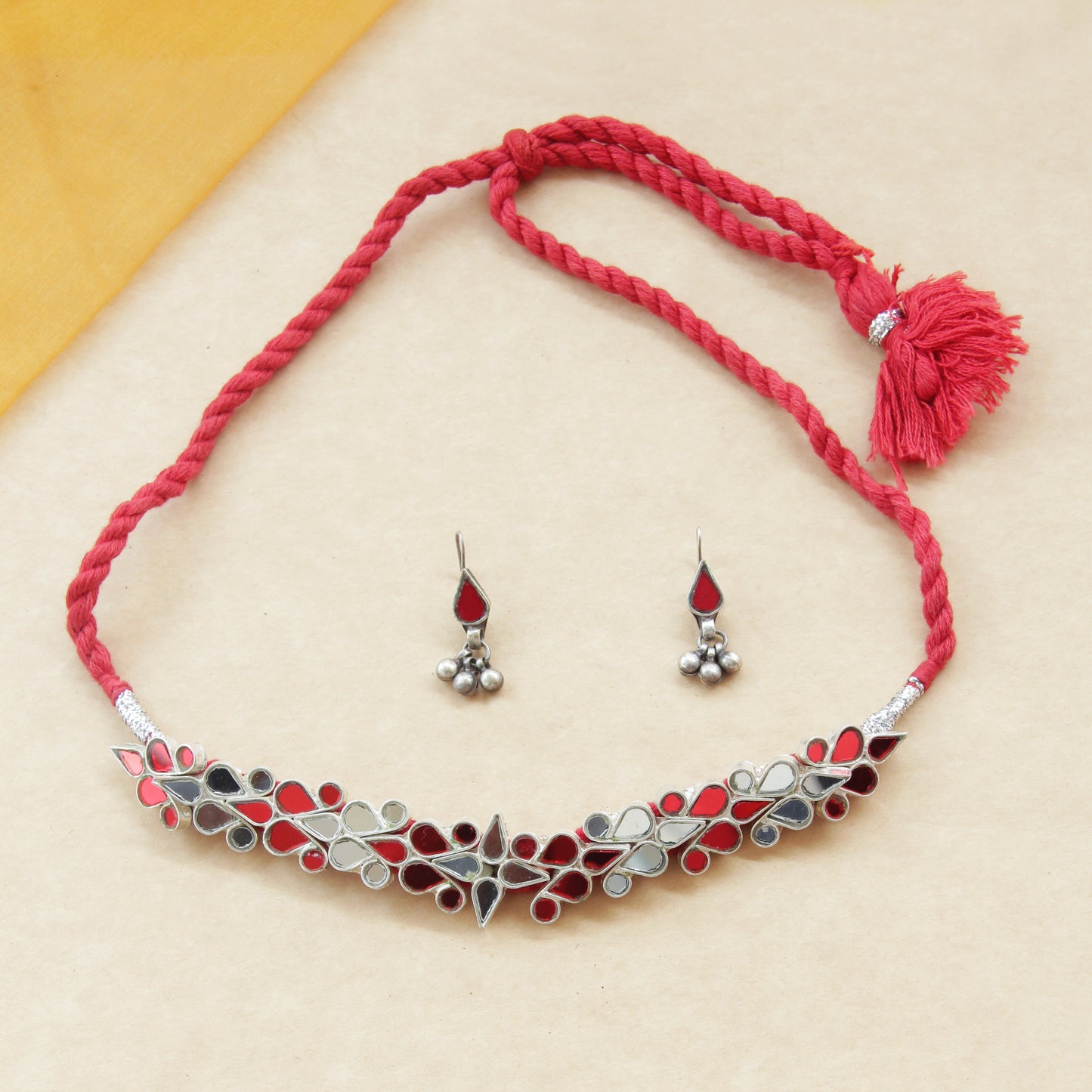 Festive Mirror Glass Choker Set