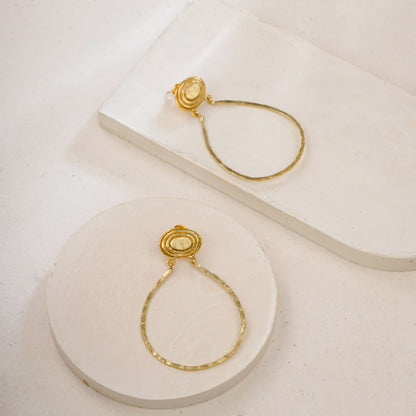 Gold Plated Unique Drop Shape Style Of Handmade Drop And Dangle