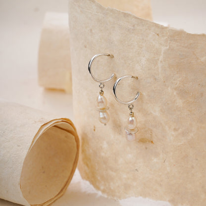 Double fresh water pearl loop silver earrings