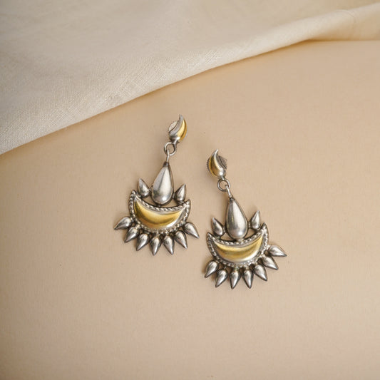 Dual - tone dangler earrings